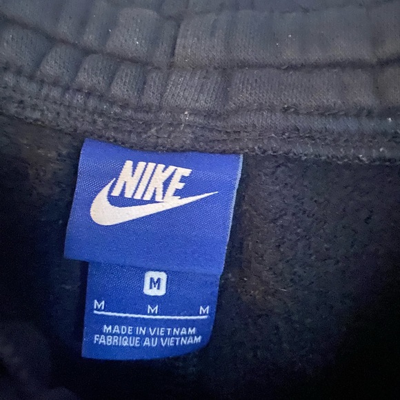 Black Nike Hoodie and sweatpants - Picture 7 of 7